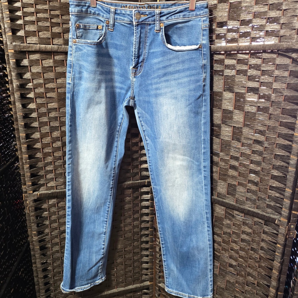 American Eagle Original Straight Jeans Medium Wash Blue Denim 32x32 Mens/Womens
